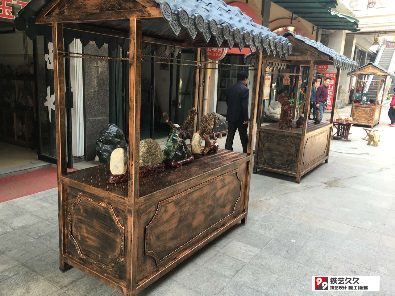 宝龙定制铁艺展架