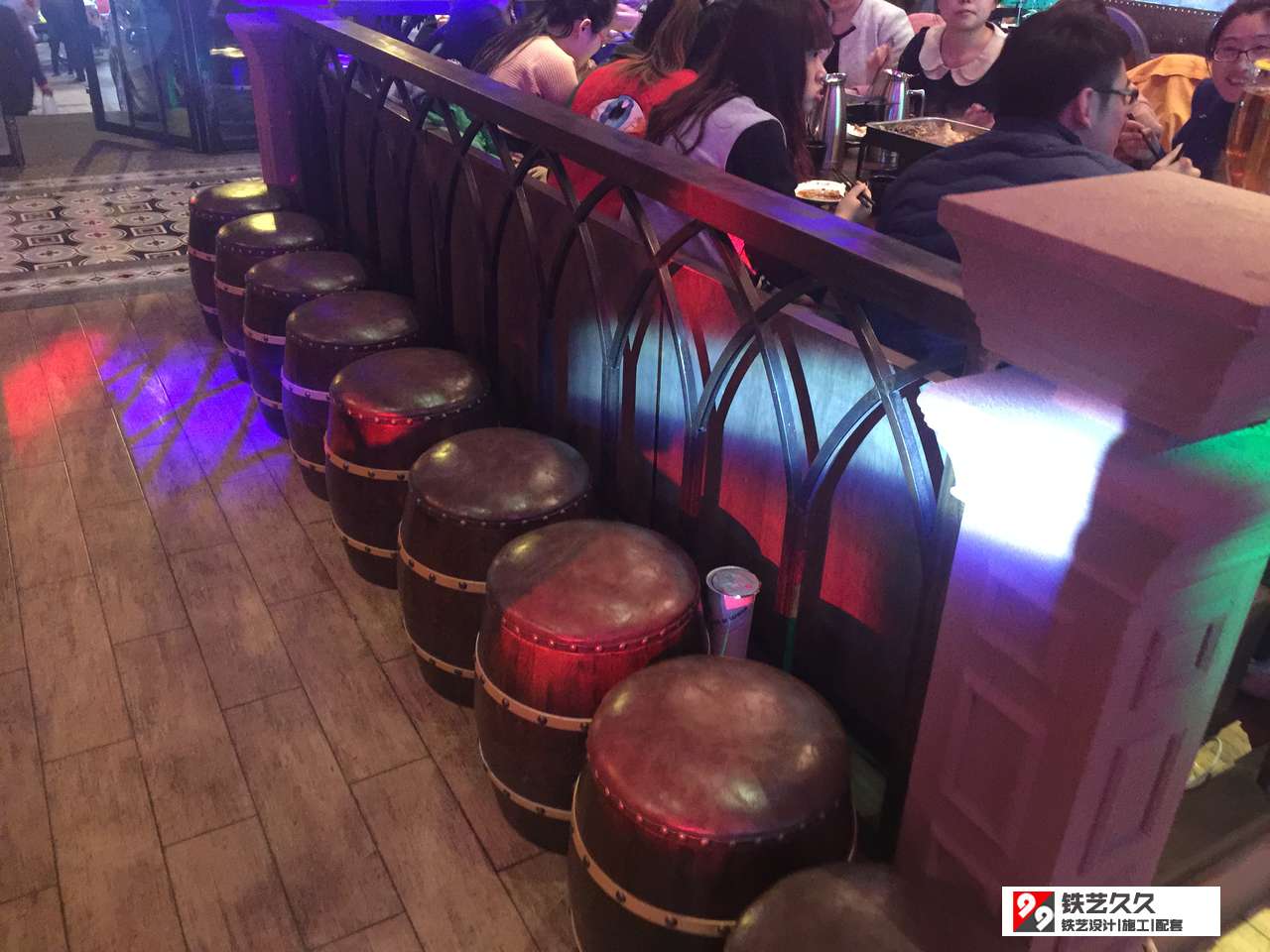 泰安半天妖餐厅订购的复古铁艺护栏